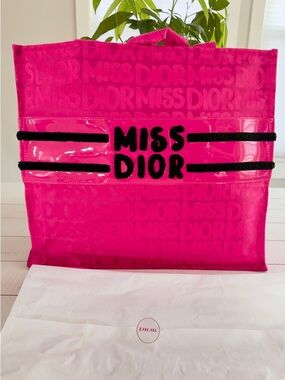 Dior Beauty Miss Dior Pink Tote
